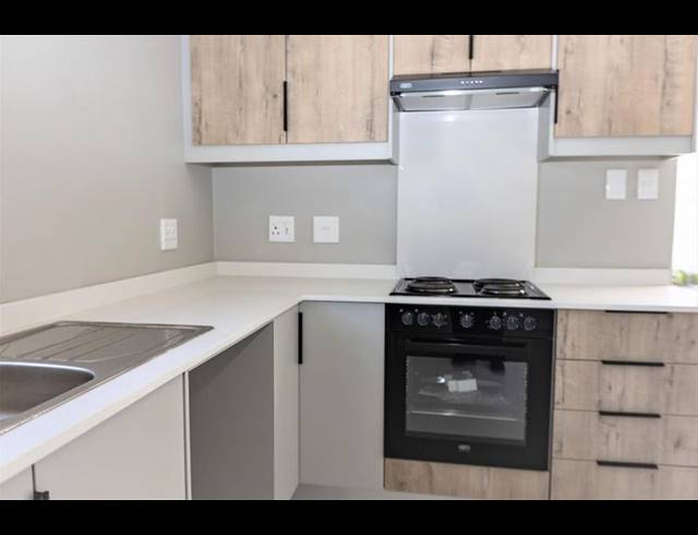 3 BEDROOM TOWNHOUSE FOR SALE IN LOTUS RIVER